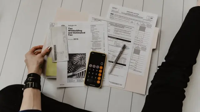 Cost optimization charts representing GenAI FinOps